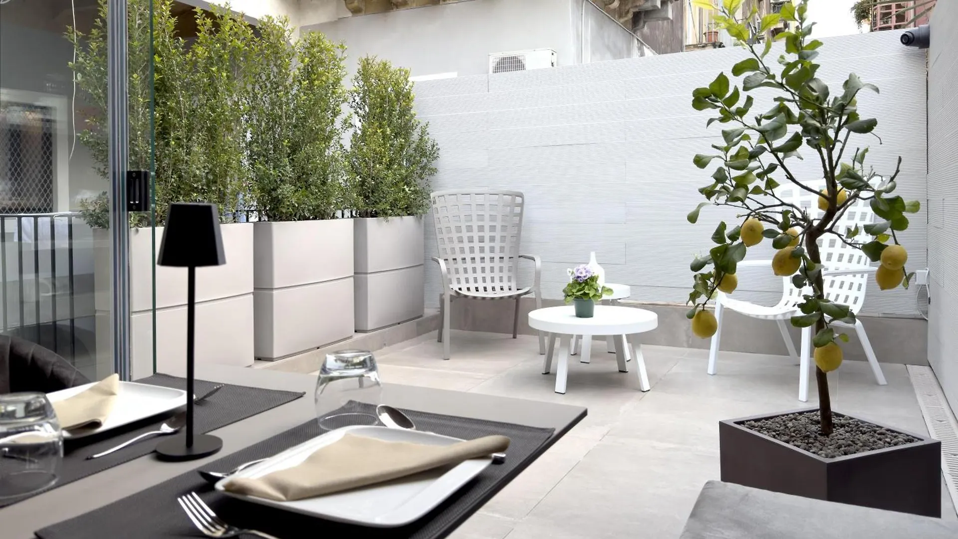 Donna Filomena Luxury Suites Catania 0*,